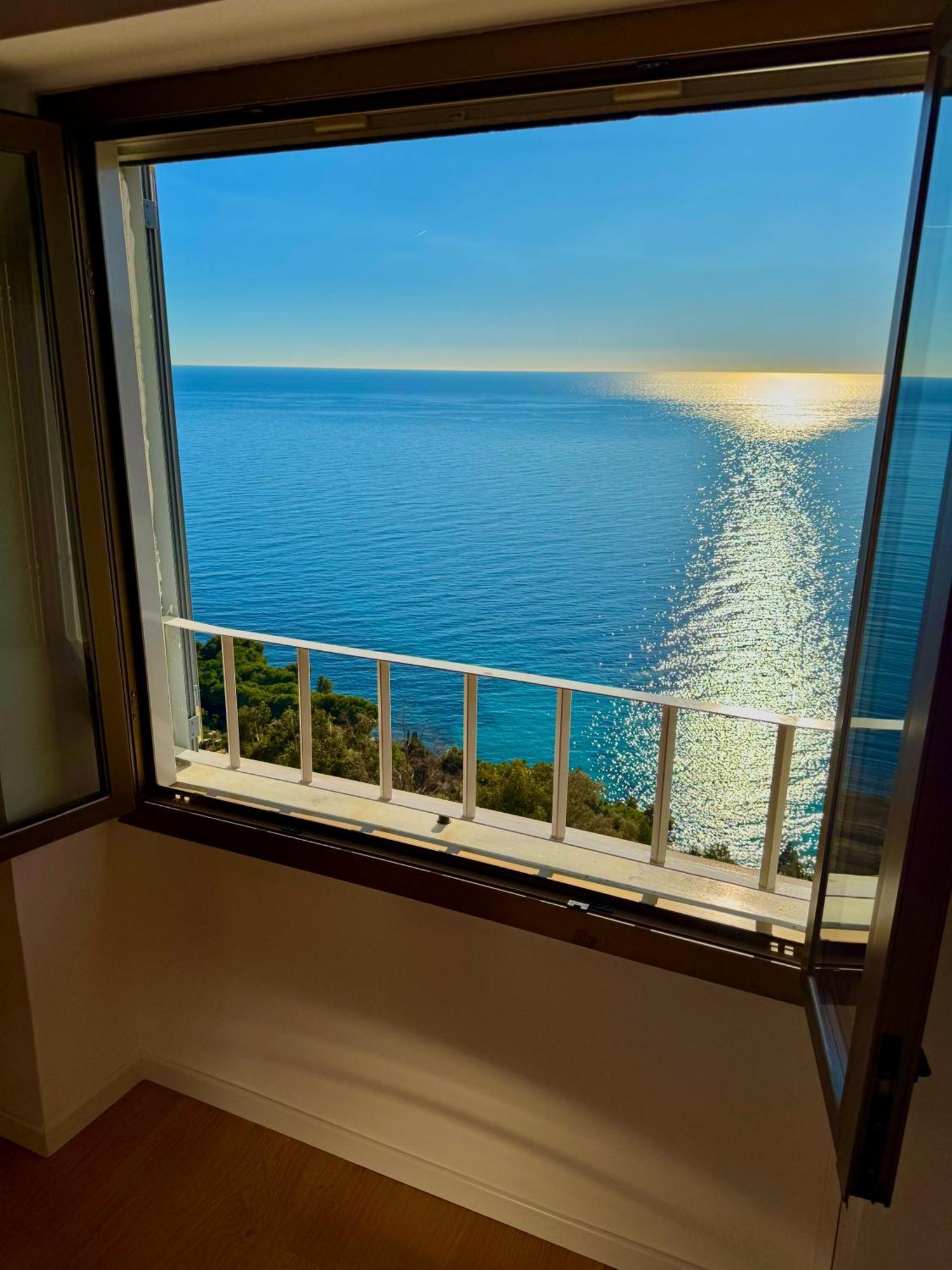 Kiss Of Sea - Balzi Rossi & Baia Beniamin Apartamento Ventimiglia Exterior foto